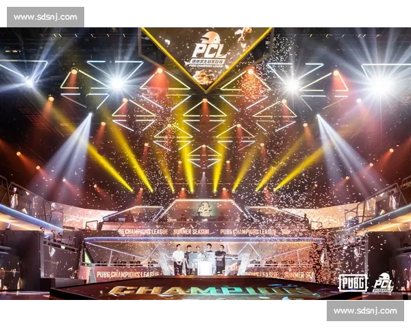 泪水与欢呼！XXX战队捧杯瞬间，全场沸腾！