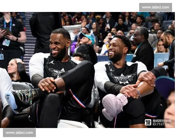 球迷心声：海港，你是我心中的那束光，永远不灭！